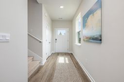 303 Ridley St photo 4