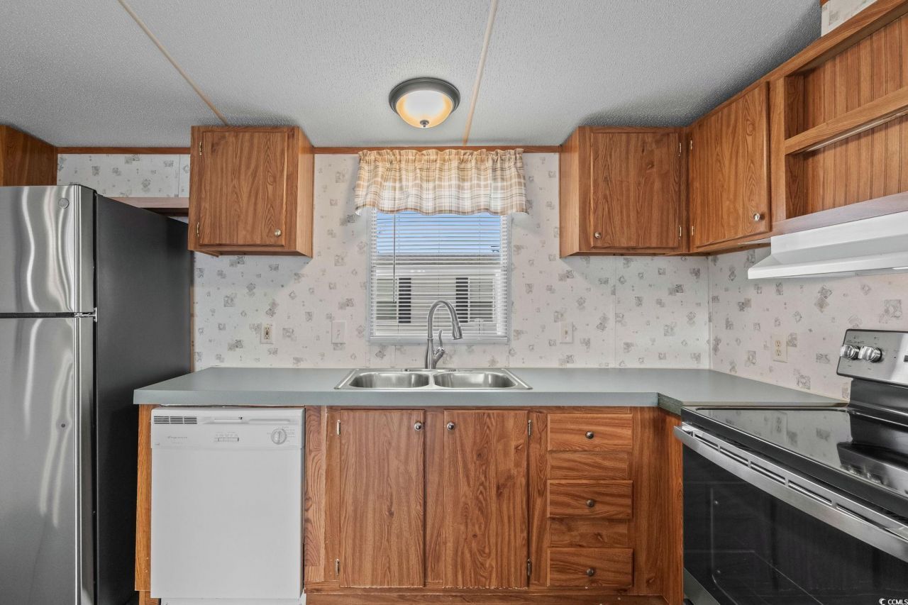 255 Iroquis Trail Photo 13