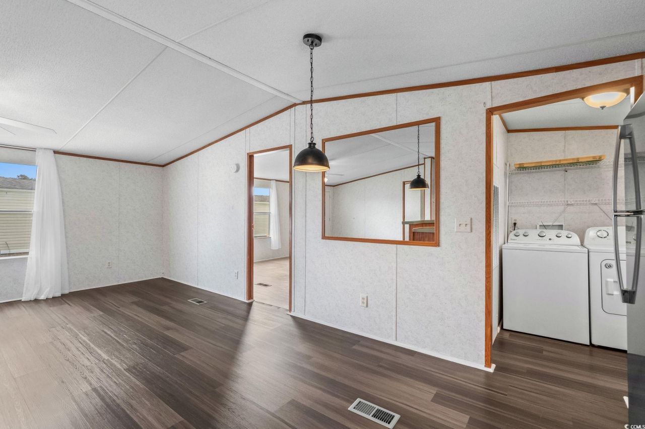 255 Iroquis Trail Photo 15