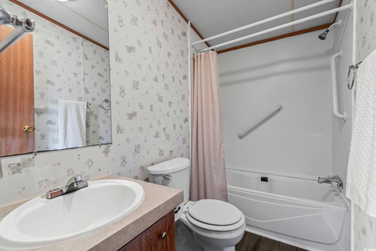 255 Iroquis Trail Photo 24