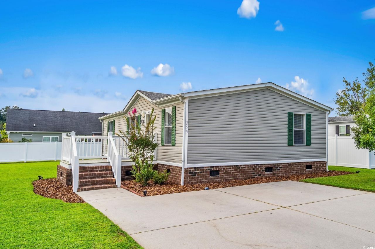 255 Iroquis Trail Photo 4