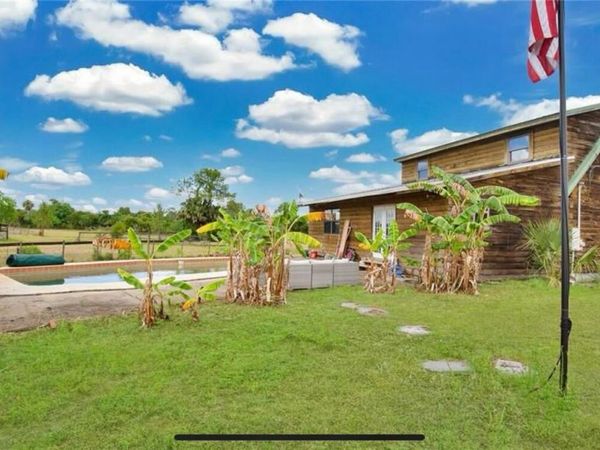 1330 Niatross Street, Astor, FL 32102