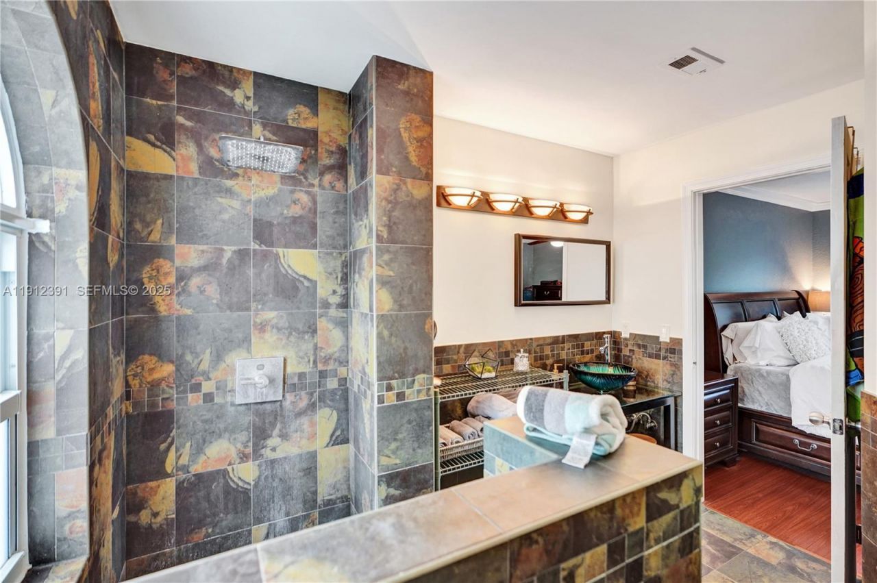 5633 NW 117th Avenue, Coral Springs, FL 33076 Photo