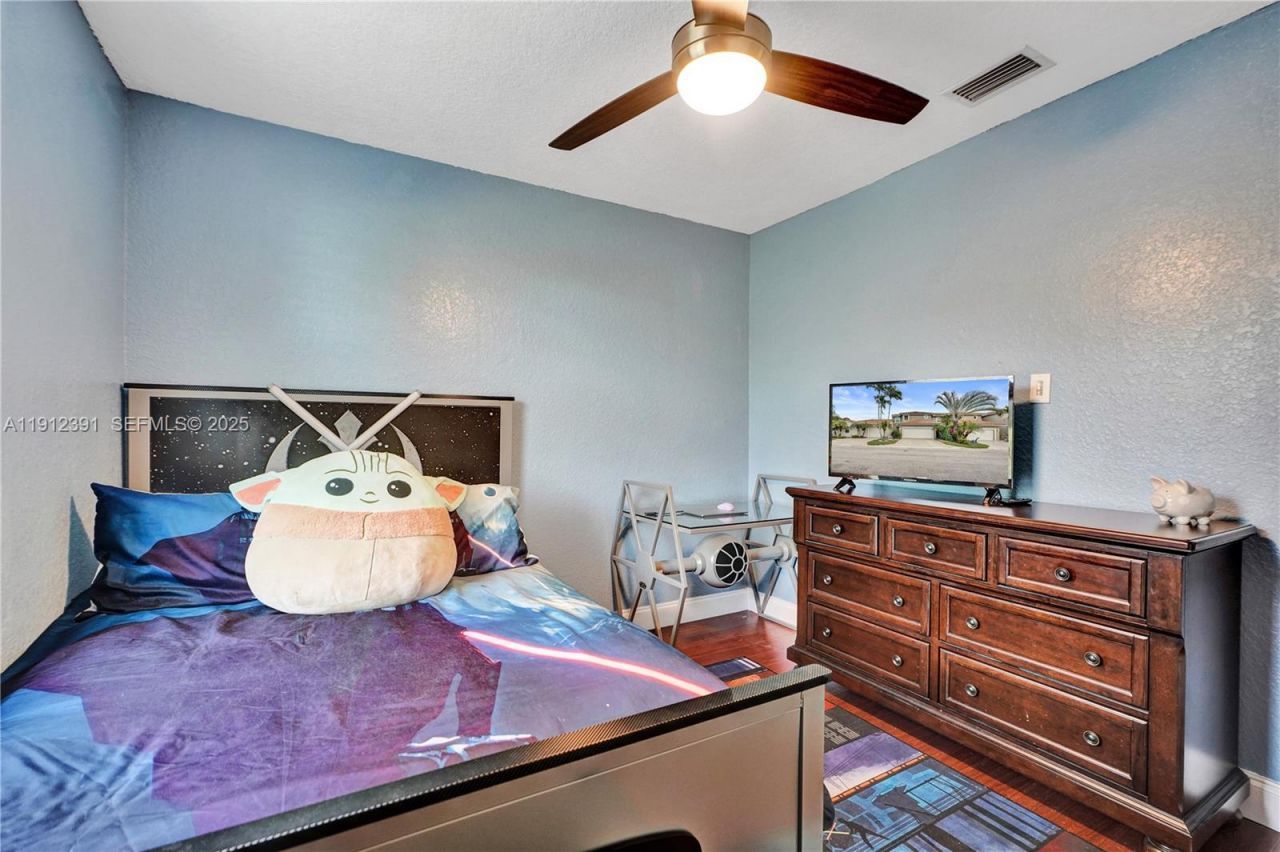 5633 NW 117th Avenue, Coral Springs, FL 33076 Photo