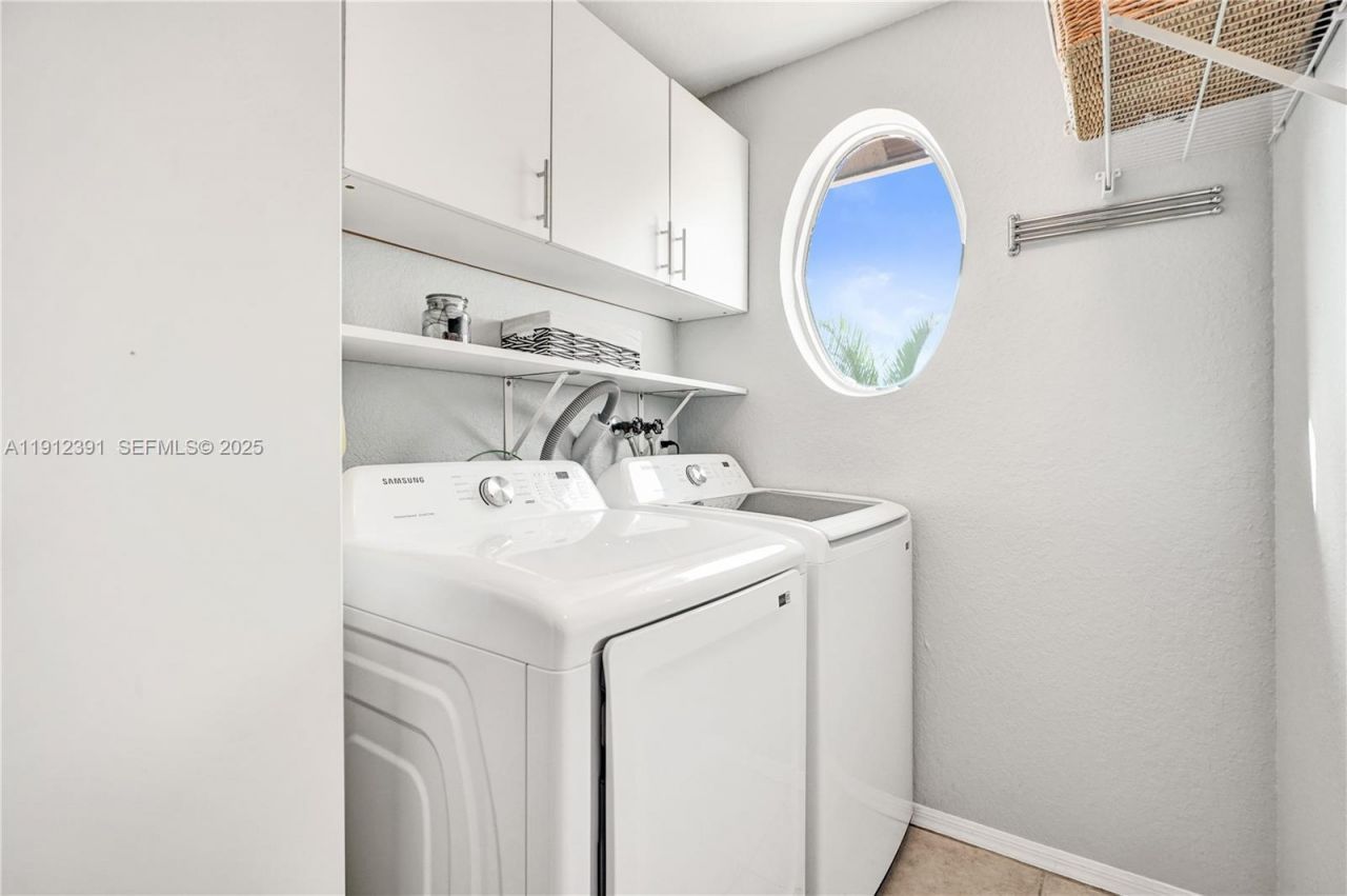 5633 NW 117th Avenue, Coral Springs, FL 33076 Photo