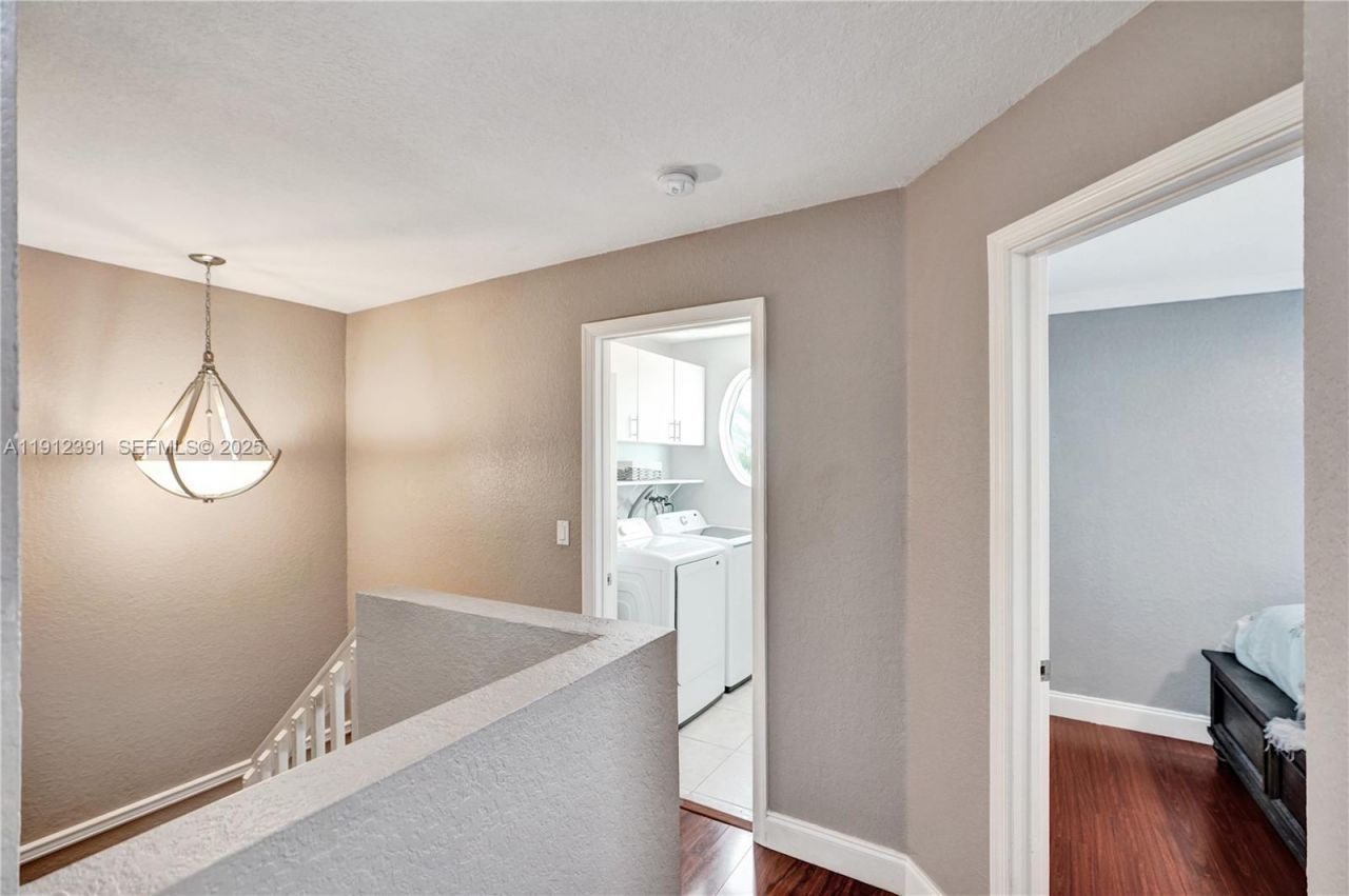 5633 NW 117th Avenue, Coral Springs, FL 33076 Photo