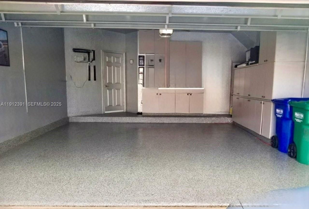 5633 NW 117th Avenue, Coral Springs, FL 33076 Photo