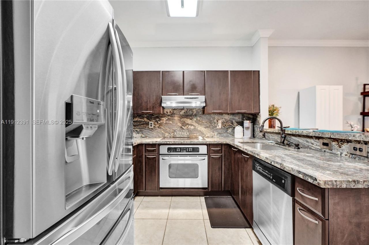 5633 NW 117th Avenue, Coral Springs, FL 33076 Photo