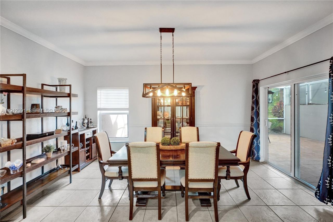 5633 NW 117th Avenue, Coral Springs, FL 33076 Photo