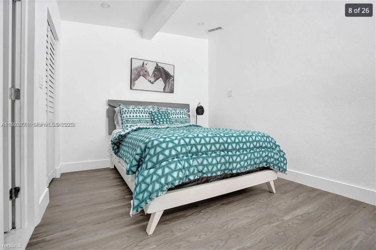 1420 NE 201st Ter, Miami, FL 33179 Photo