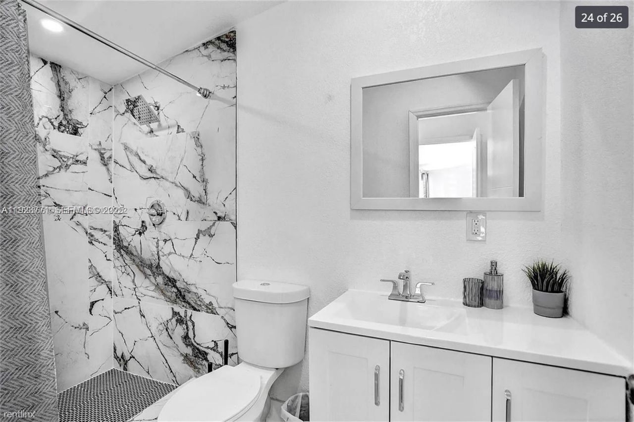 1420 NE 201st Ter, Miami, FL 33179 Photo