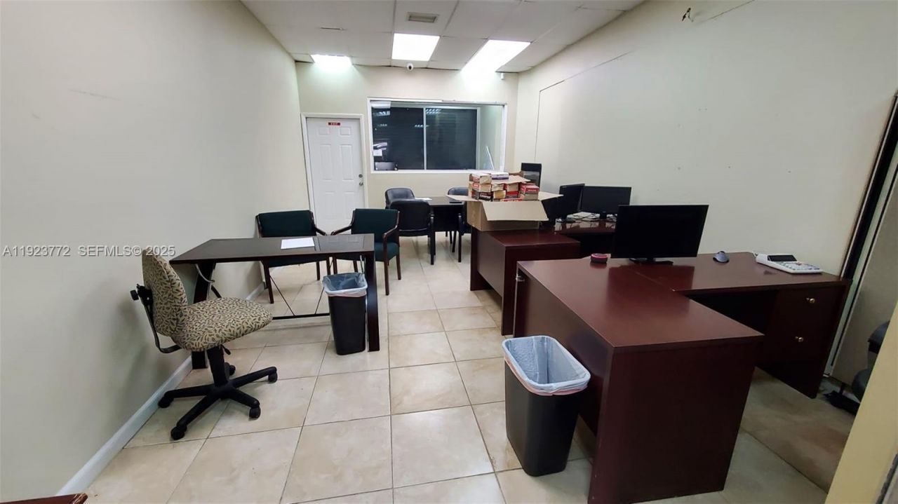 40 SW 8th Ave, Miami, FL 33130 Photo