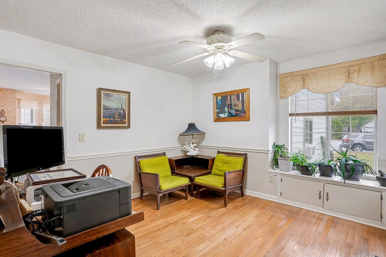 69 Jawol Drive Photo 11