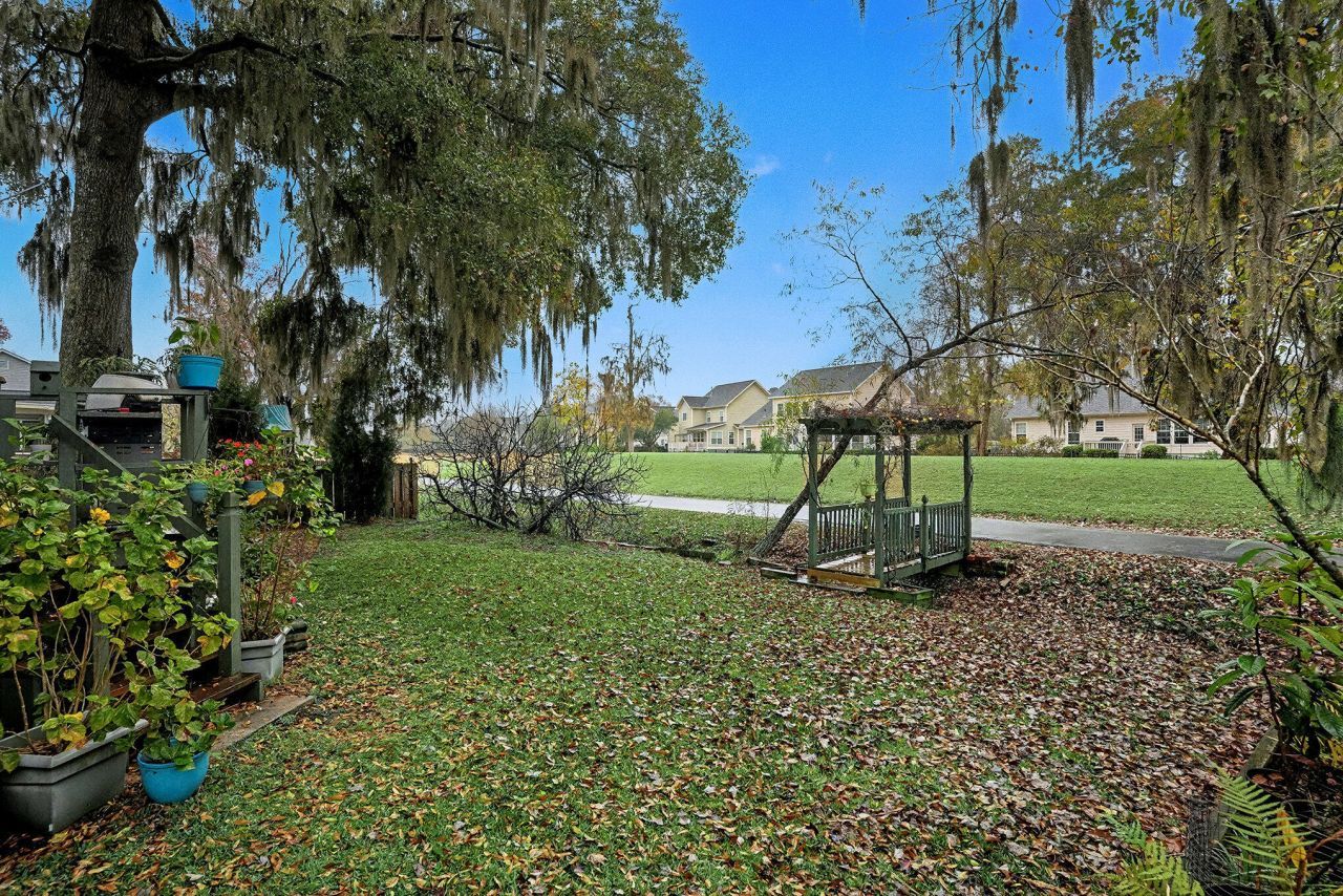 69 Jawol Drive Photo 35