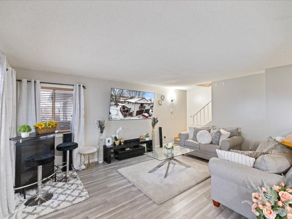 6342 84th Court N, Brooklyn Park, MN 55445 Main Photo