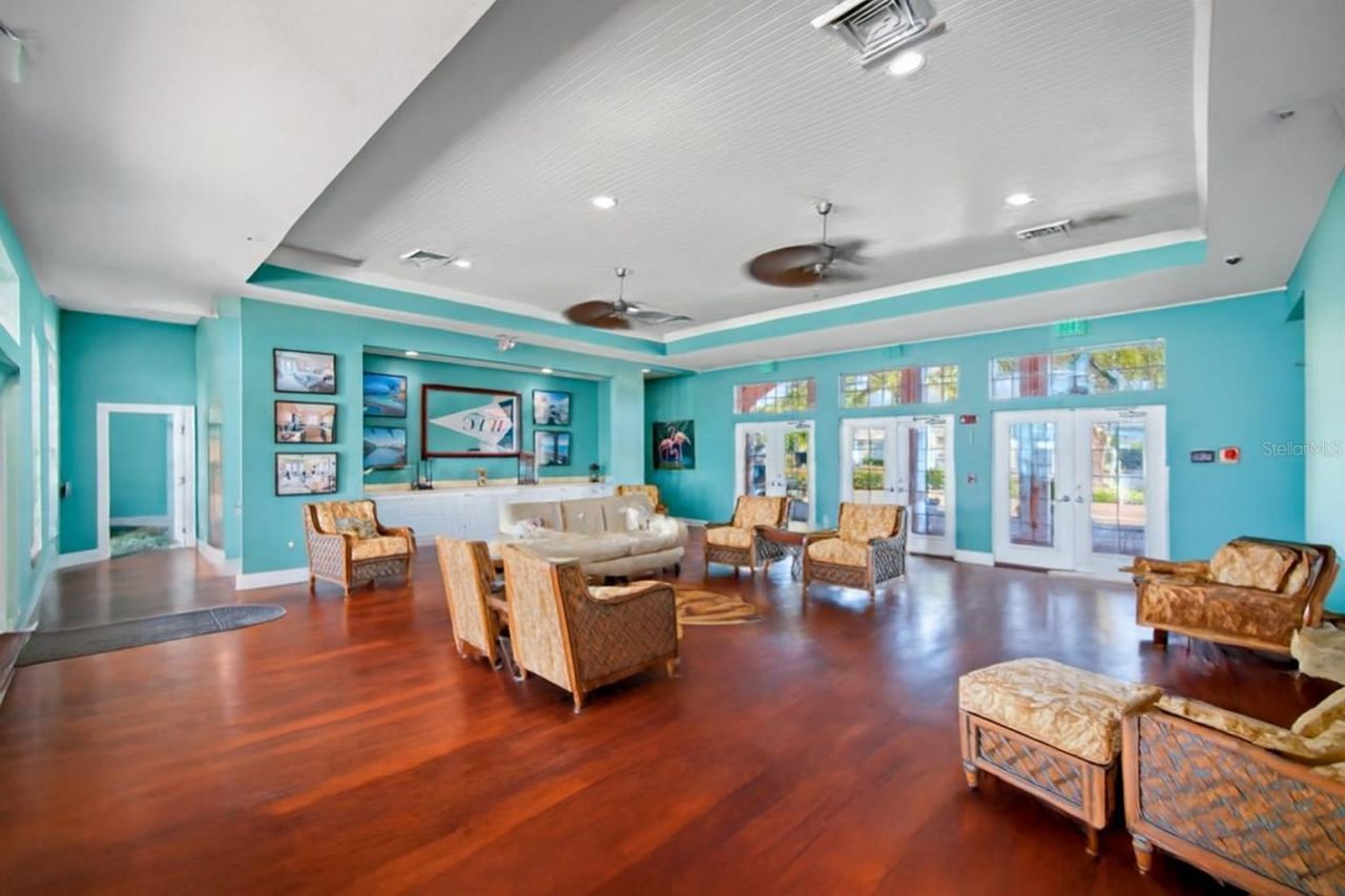 5176 Salmon Drive Se, Unit A, Saint Petersburg, FL 33705 Photo