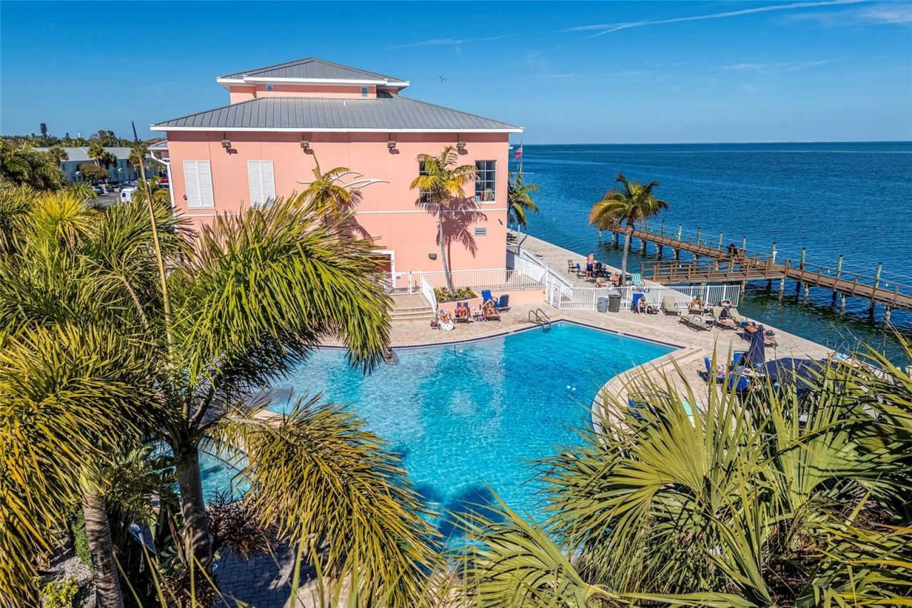 5176 Salmon Drive Se, Unit A, Saint Petersburg, FL 33705 Photo