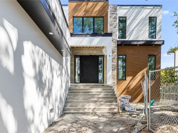 4709 W ESTRELLA STREET, TAMPA, FL 33629