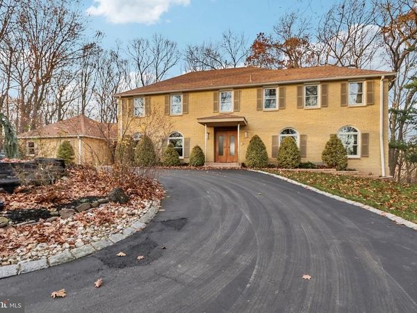 400 HIGHVIEW DRIVE, WAYNE, PA 19087