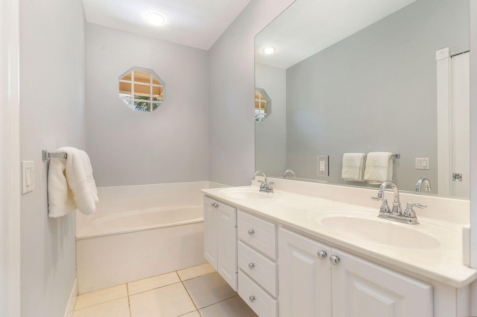 124 Ashley Court, Jupiter, FL 33458 Photo