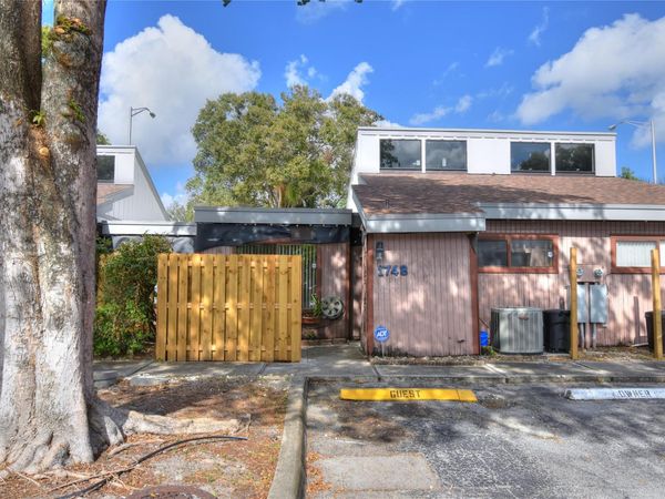 1748 NW 74th Avenue, Unit 19, Plantation, FL 33313