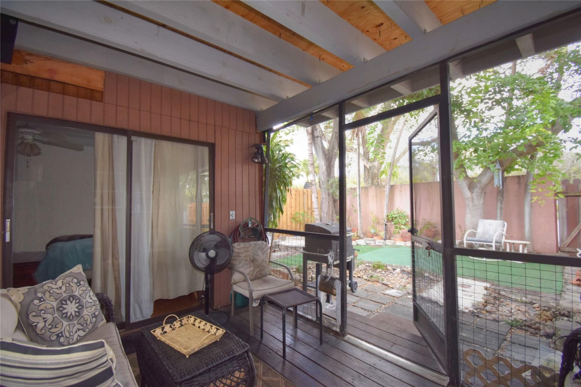 1748 NW 74th Avenue, Unit 19, Plantation, FL 33313 Photo