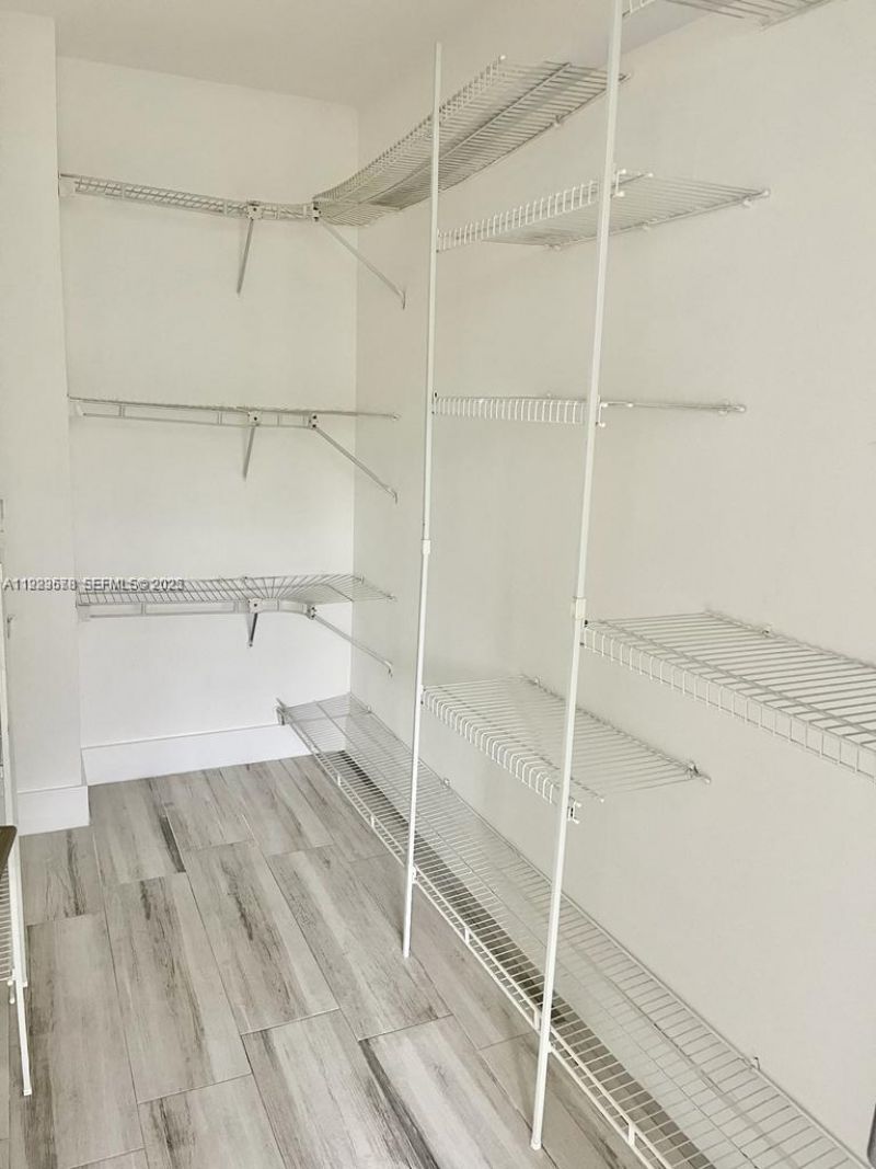 8050 NW 8th St, Unit 201, Miami, FL 33126 Photo