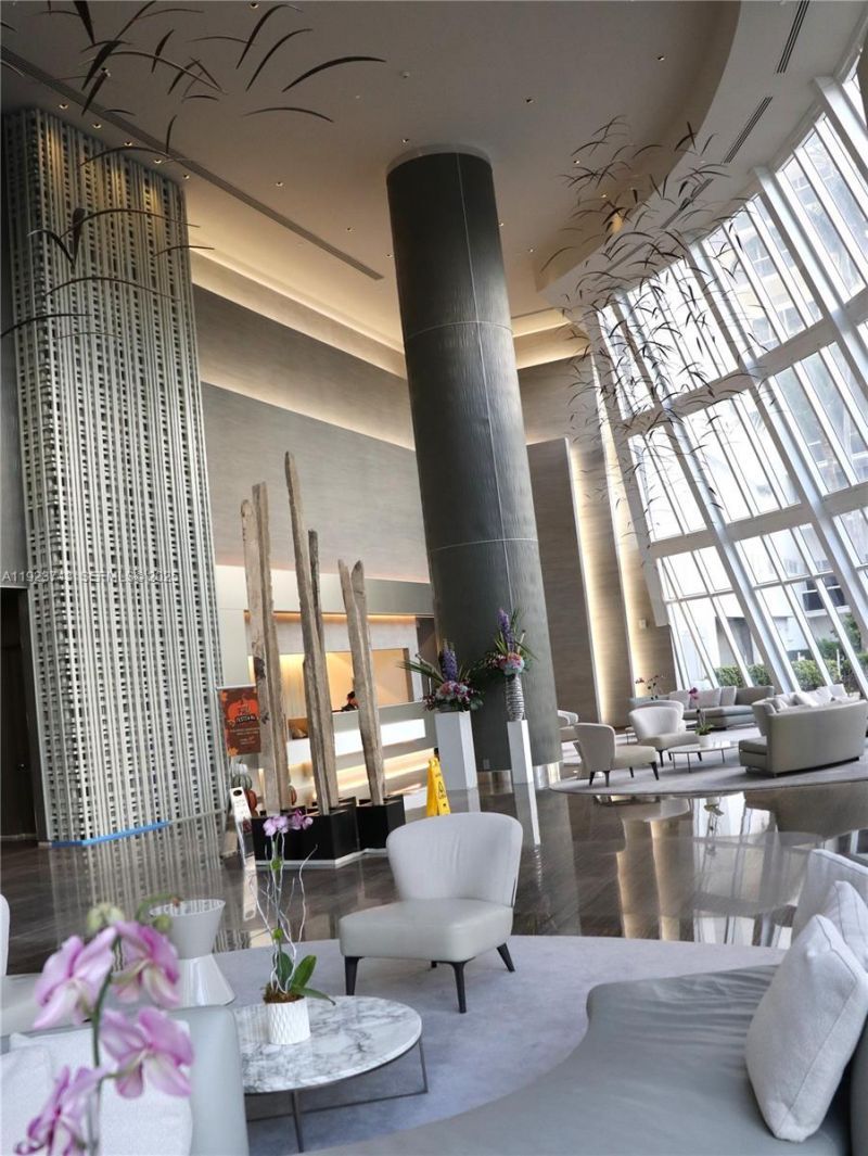 1830 S Ocean Dr, Unit 3303, Hallandale Beach, FL 33009 Photo