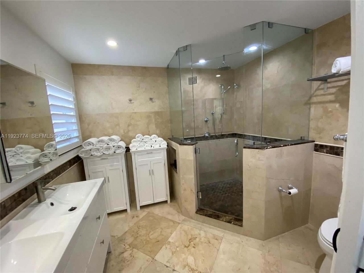 6611 NE 21st Ln, Fort Lauderdale, FL 33308 Photo