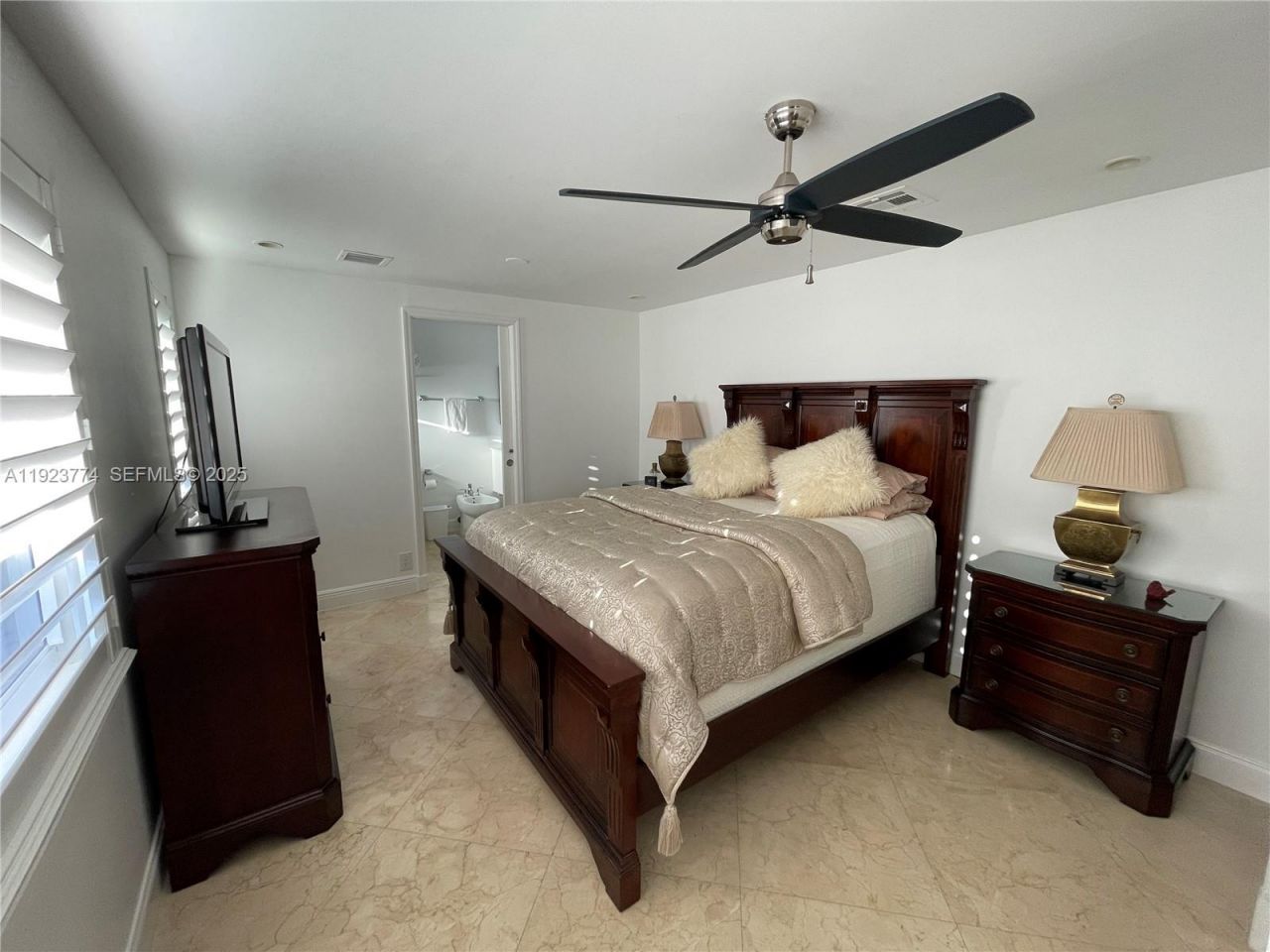 6611 NE 21st Ln, Fort Lauderdale, FL 33308 Photo