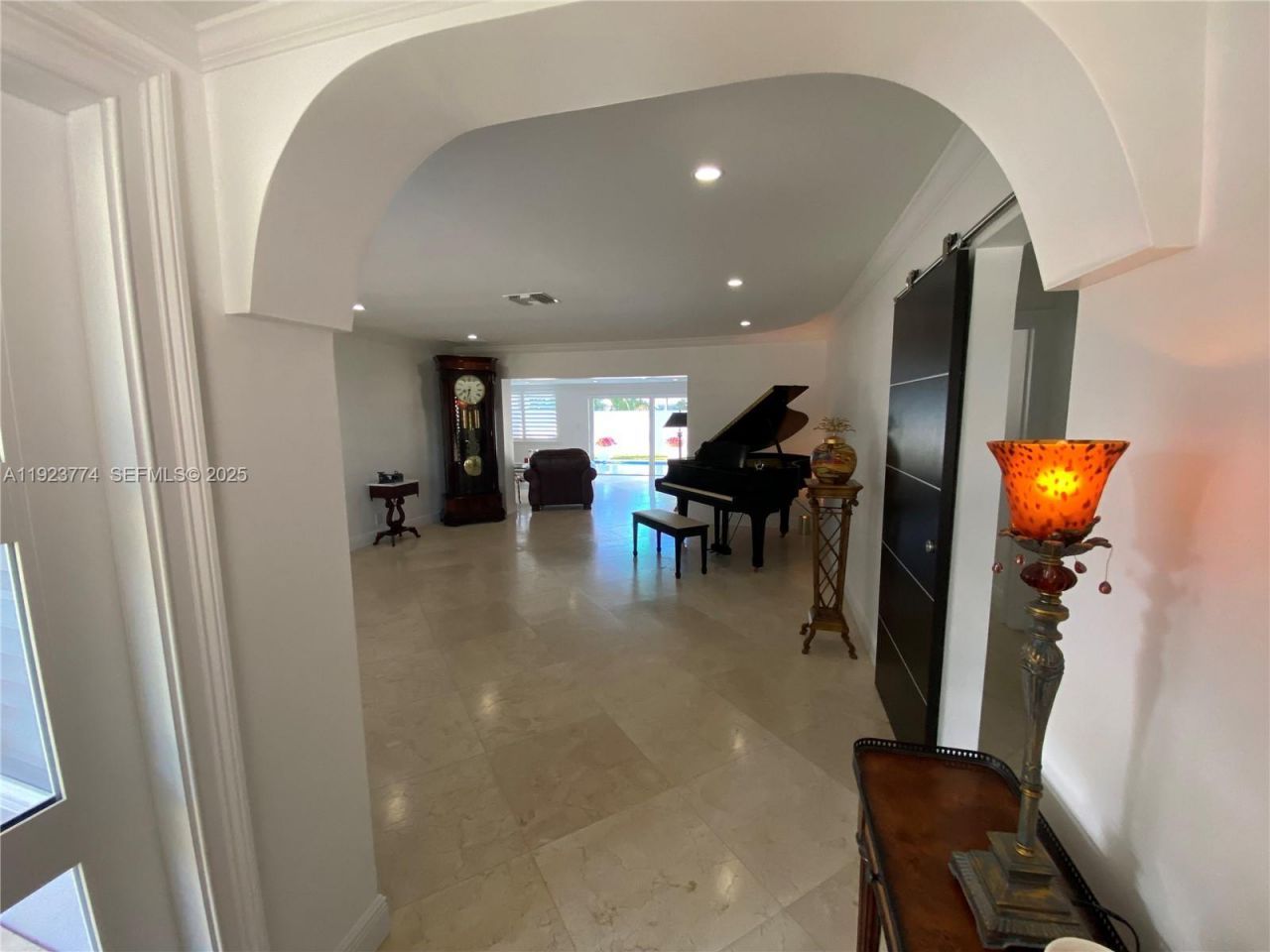 6611 NE 21st Ln, Fort Lauderdale, FL 33308 Photo