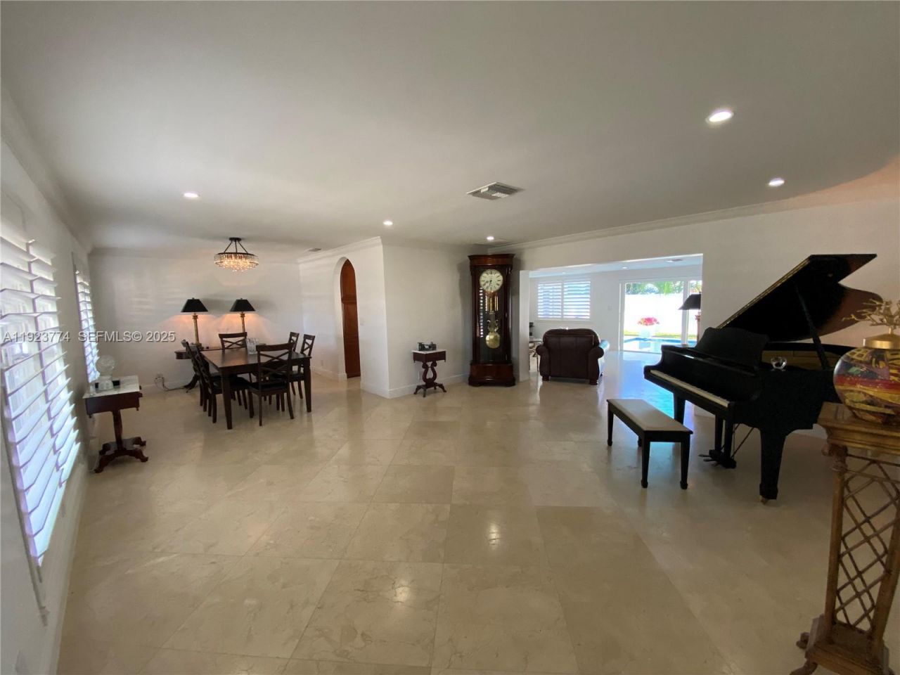 6611 NE 21st Ln, Fort Lauderdale, FL 33308 Photo