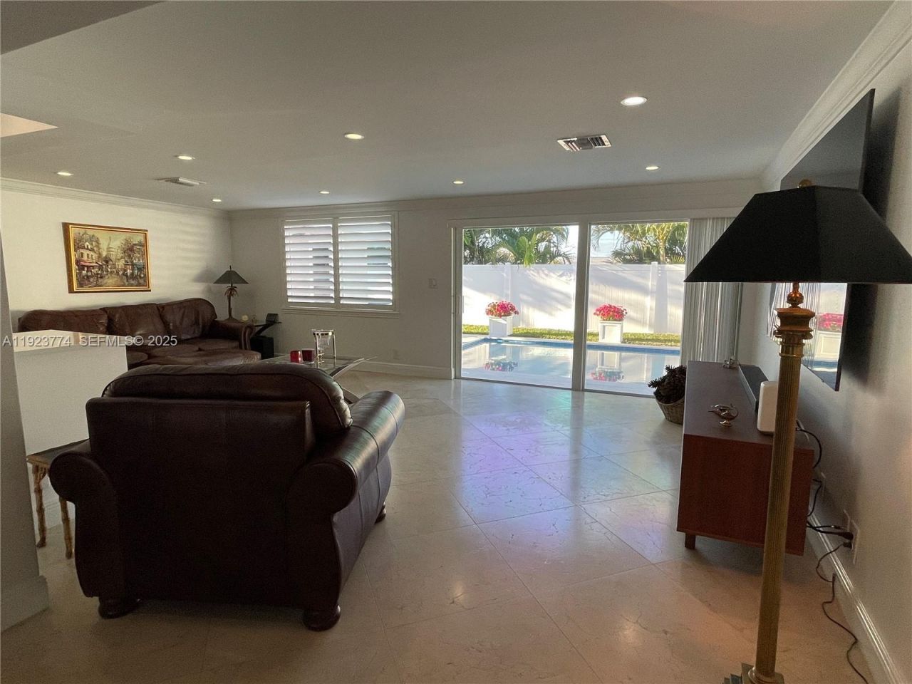 6611 NE 21st Ln, Fort Lauderdale, FL 33308 Photo