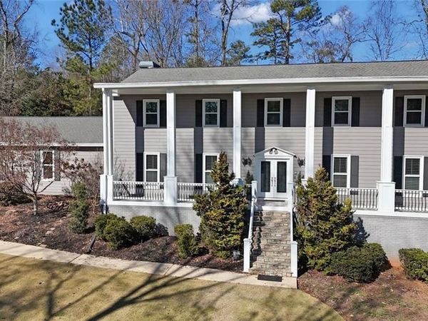 100 Smokerise Trace, Peachtree City, GA 30269