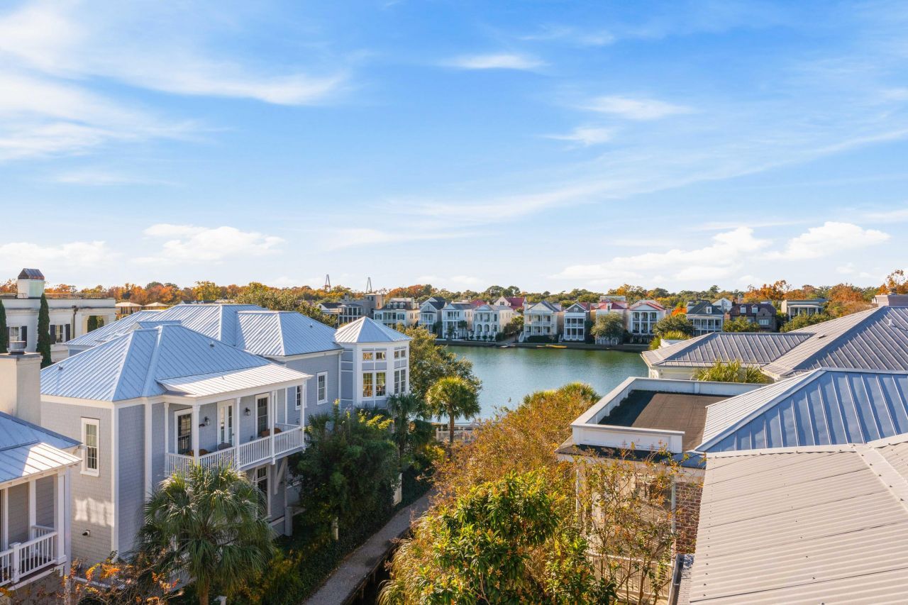 35 John Galt Way Photo 23