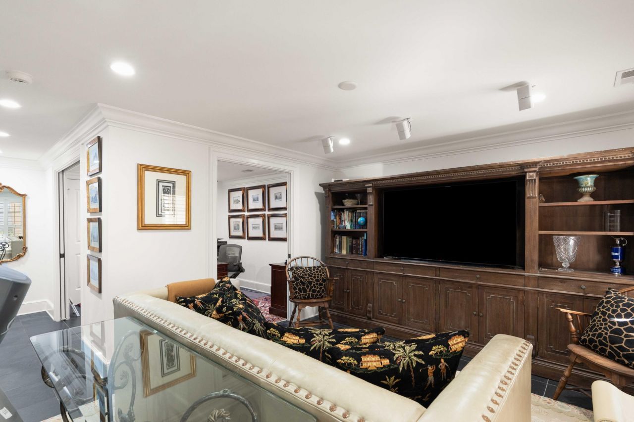 35 John Galt Way Photo 30