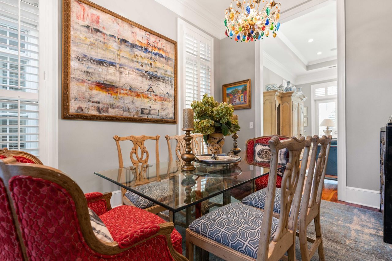 35 John Galt Way Photo 6