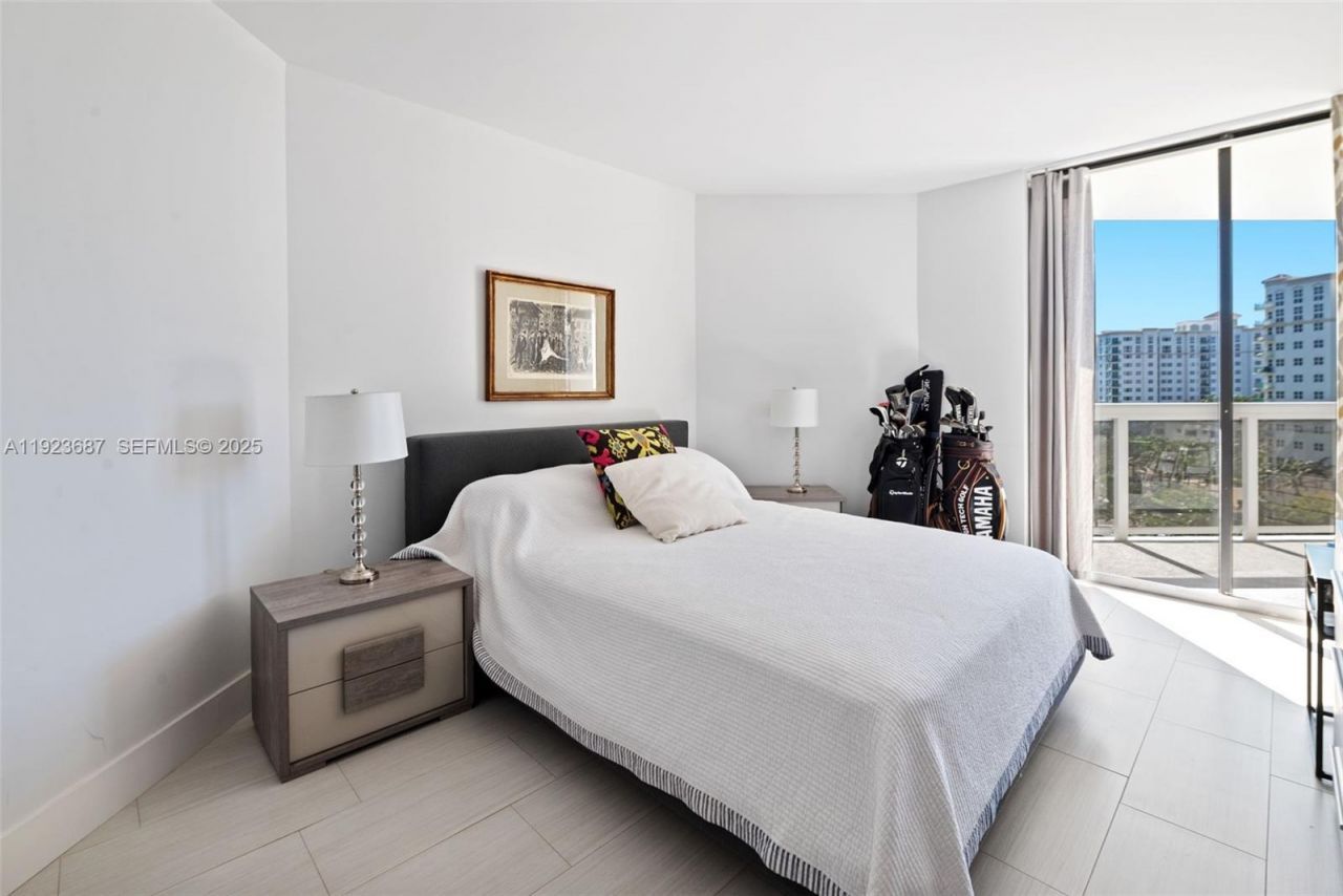 20185 E Country Club Dr, Unit 904, Aventura, FL 33180 Photo