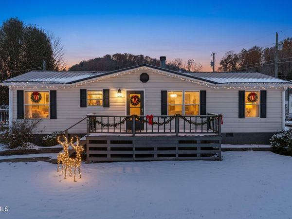 921 Rocky Summit Road, Bean Station, TN 37708