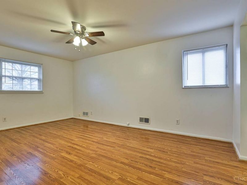 1101 Meadowind Court, Springfield Twp., OH 45231 Photo 17