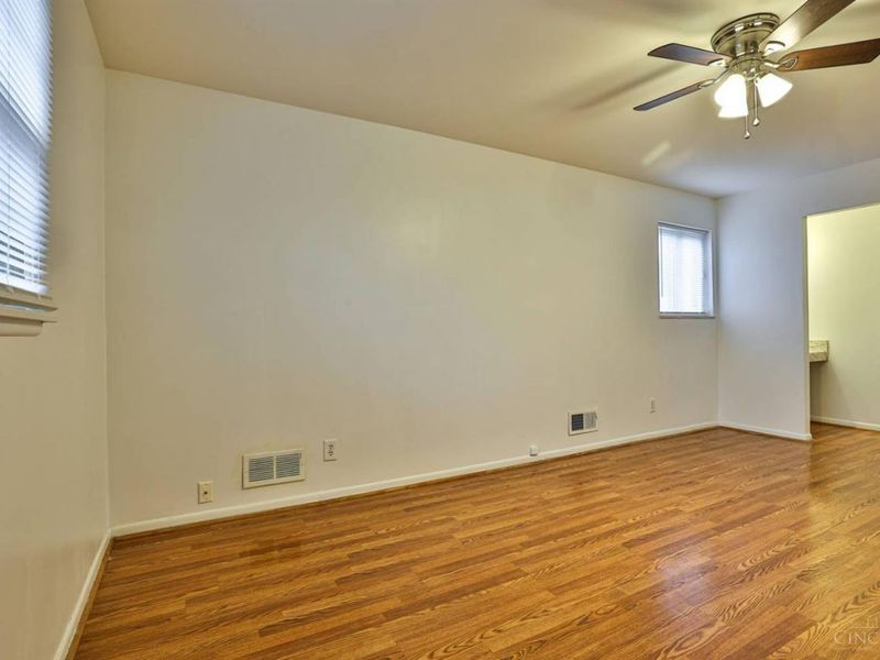 1101 Meadowind Court, Springfield Twp., OH 45231 Photo 18