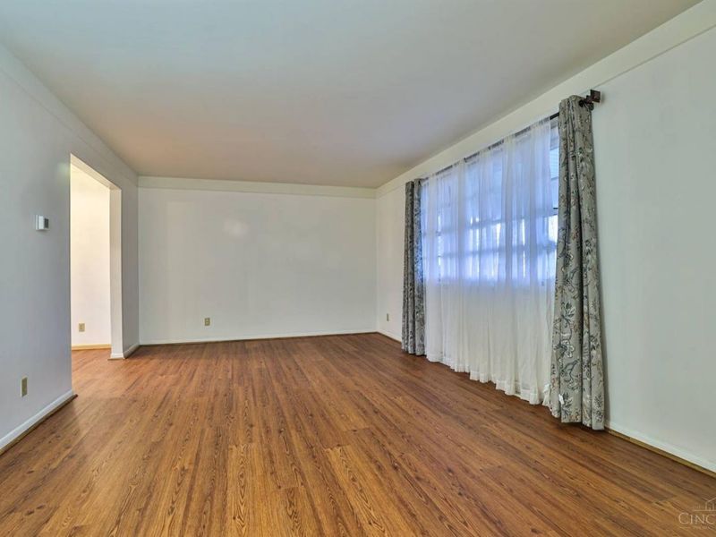 1101 Meadowind Court, Springfield Twp., OH 45231 Photo 5