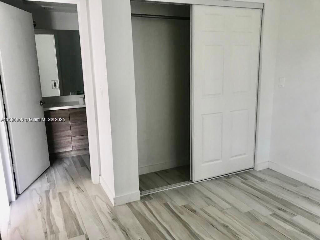 1560 Meridian Ave, Unit 206, Miami Beach, FL 33139 Photo