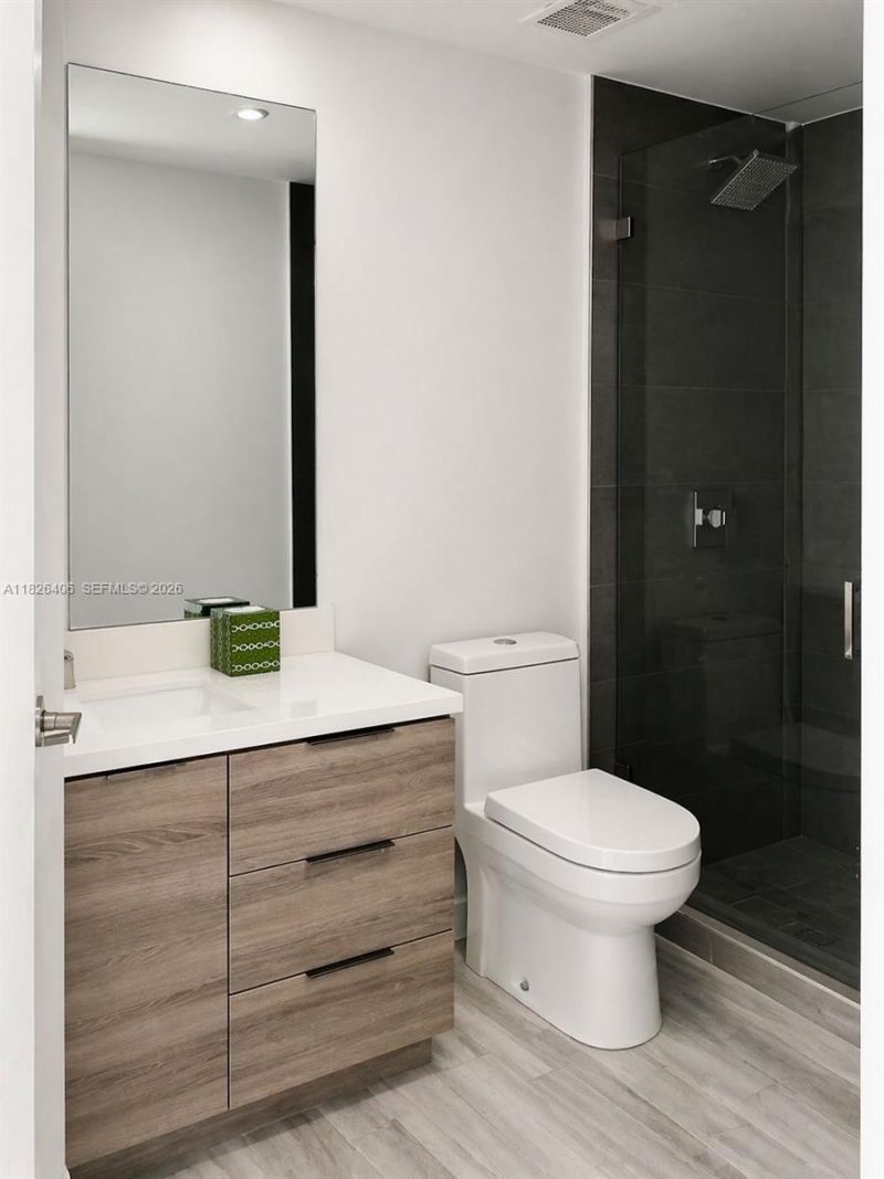 1560 Meridian Ave, Unit 206, Miami Beach, FL 33139 Photo