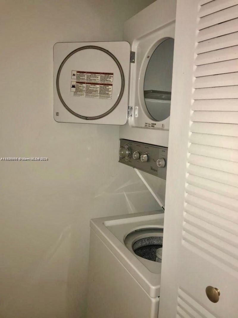 1560 Meridian Ave, Unit 206, Miami Beach, FL 33139 Photo