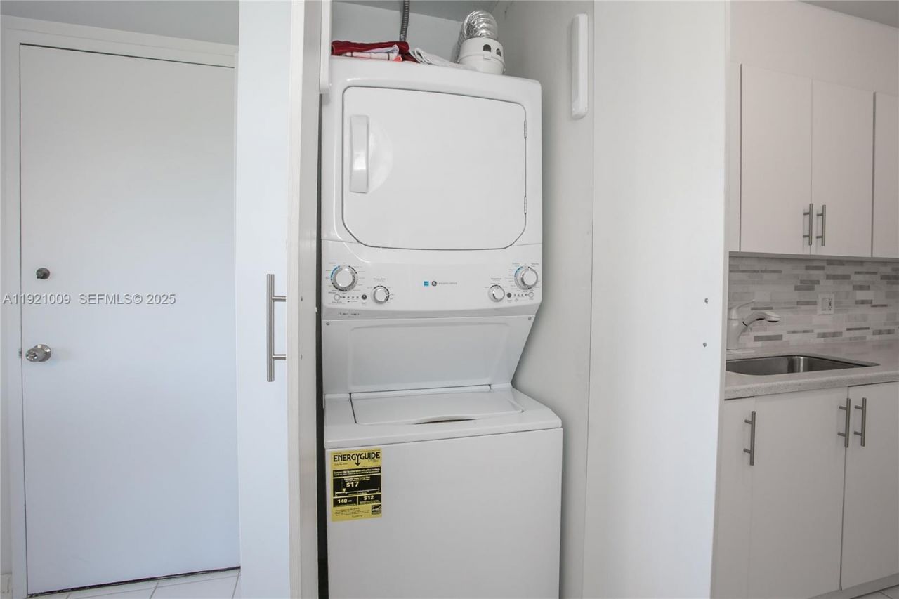 1800 NE 114th St, Unit 603, Miami, FL 33181 Photo