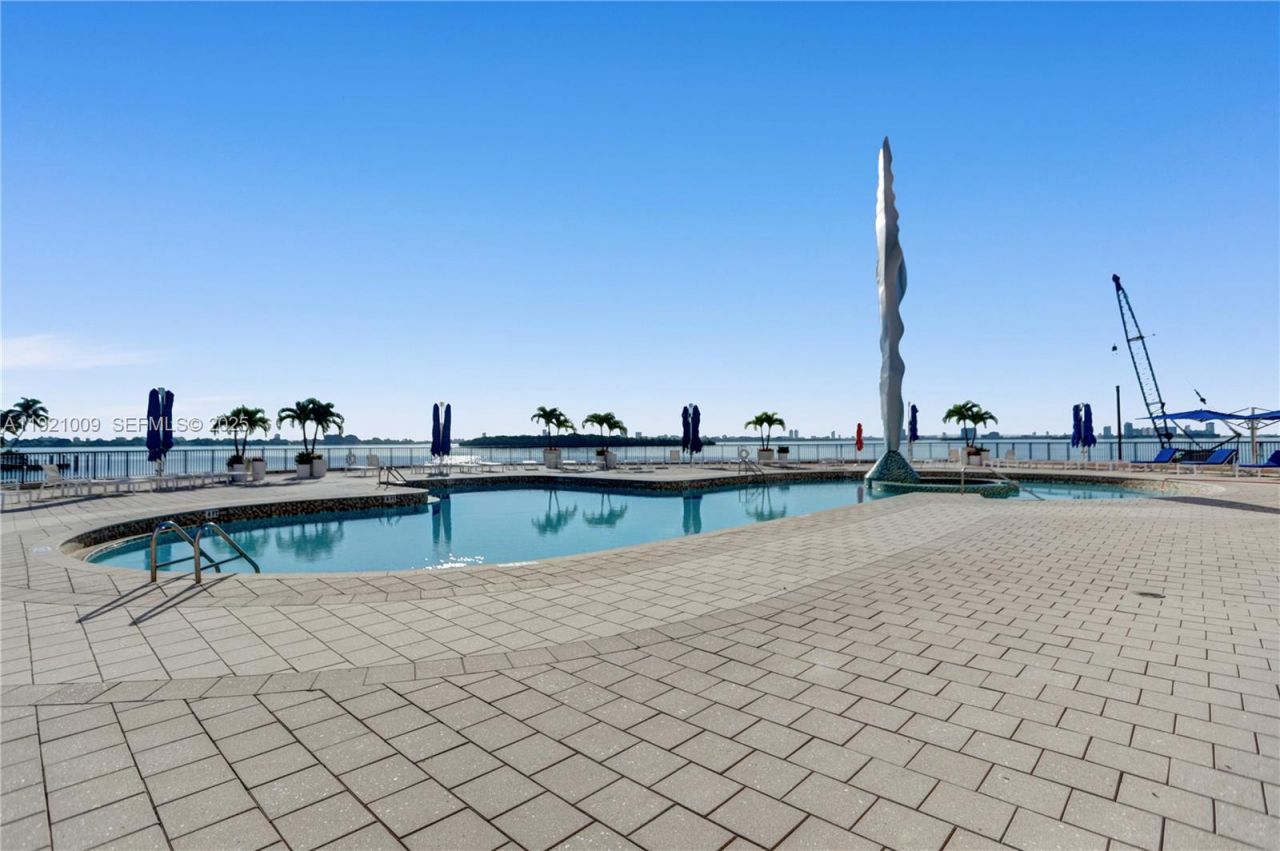 1800 NE 114th St, Unit 603, Miami, FL 33181 Photo