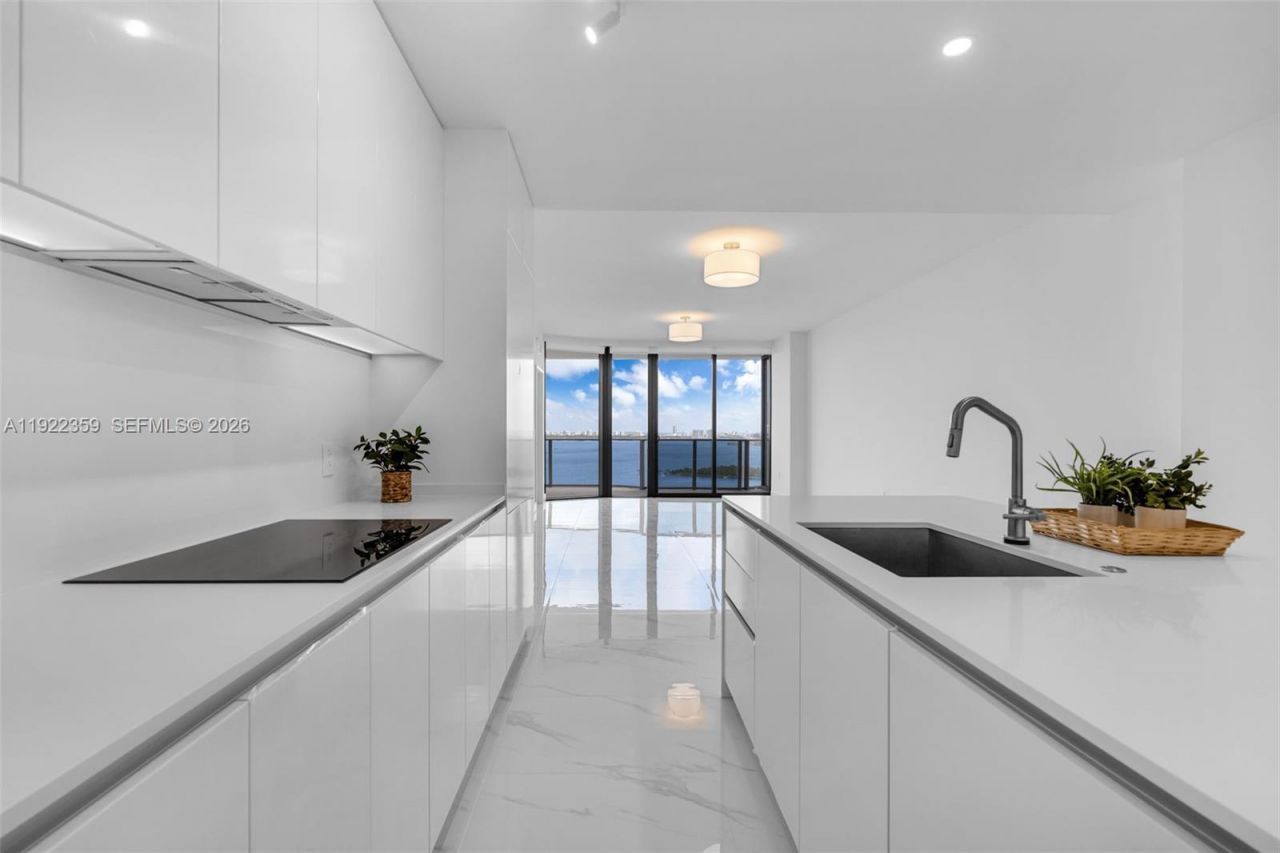 700 NE 24 Street, Unit 2003, Miami, FL 33137 Photo