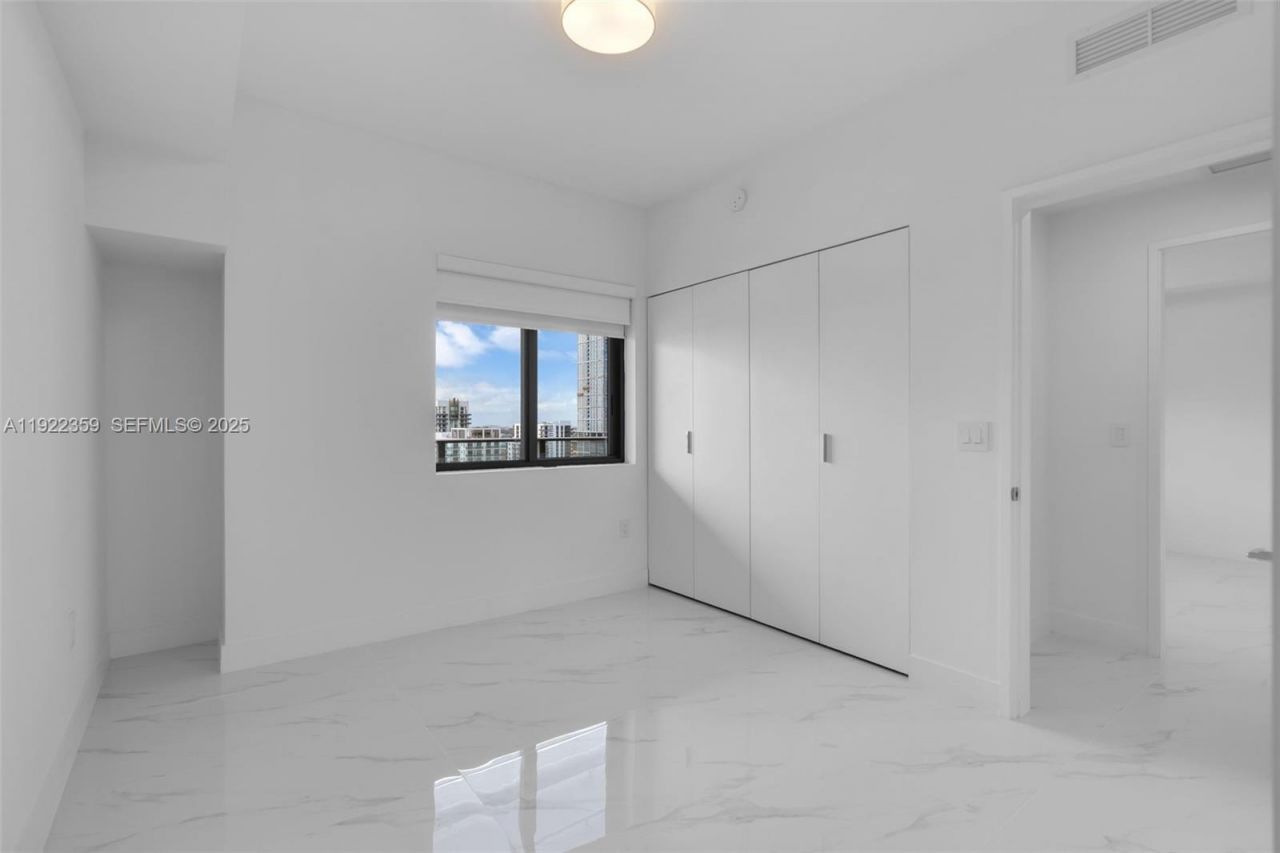 700 NE 24 Street, Unit 2003, Miami, FL 33137 Photo