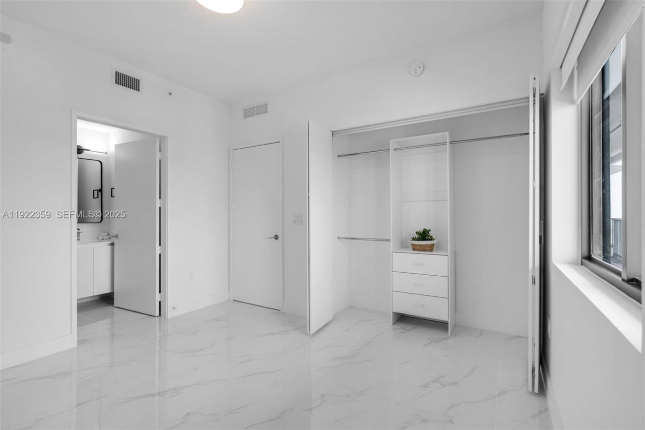 700 NE 24 Street, Unit 2003, Miami, FL 33137 Photo